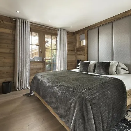 S Chalet